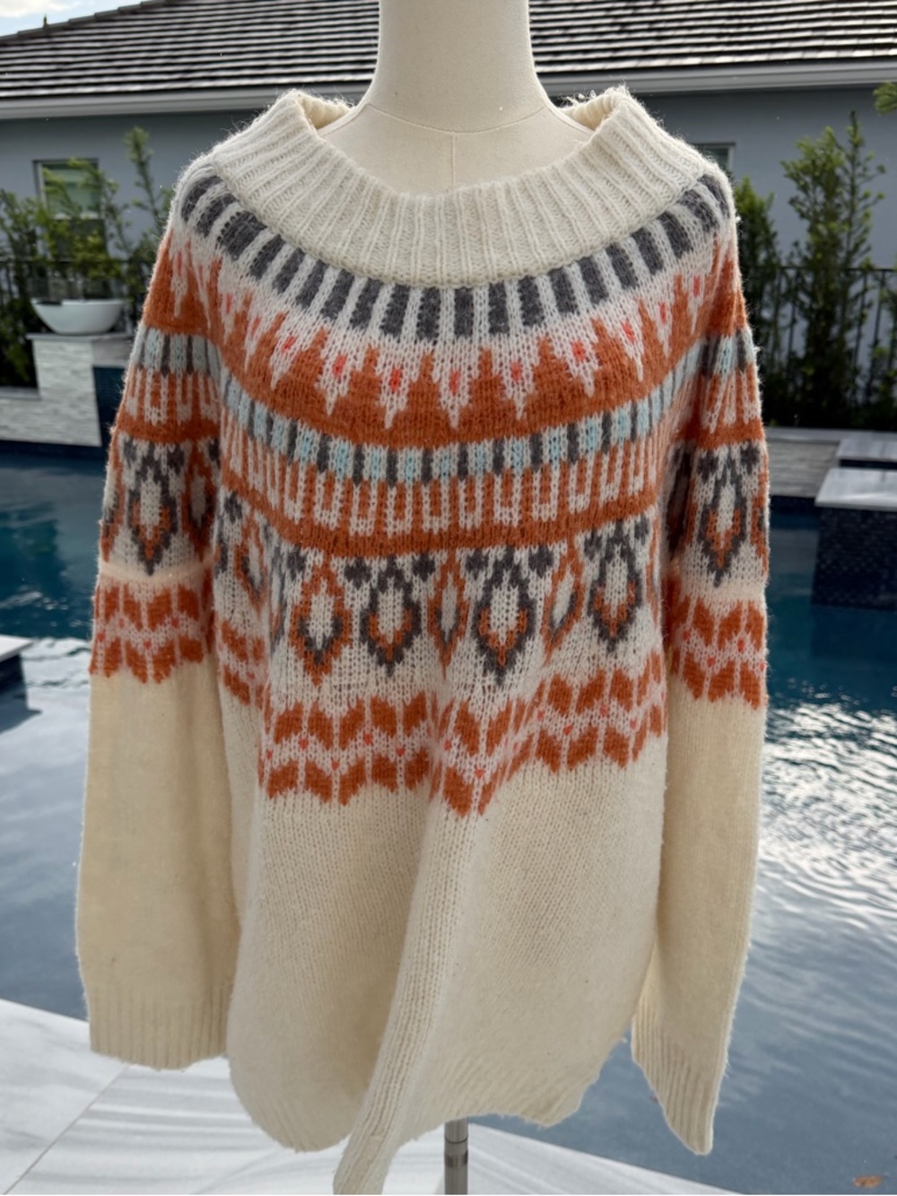 Aerie XL Cream Fair Isle Knit Sweater with Rust and Gray Accents s28